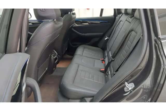 BMW iX3 (2023) thumbnail 6