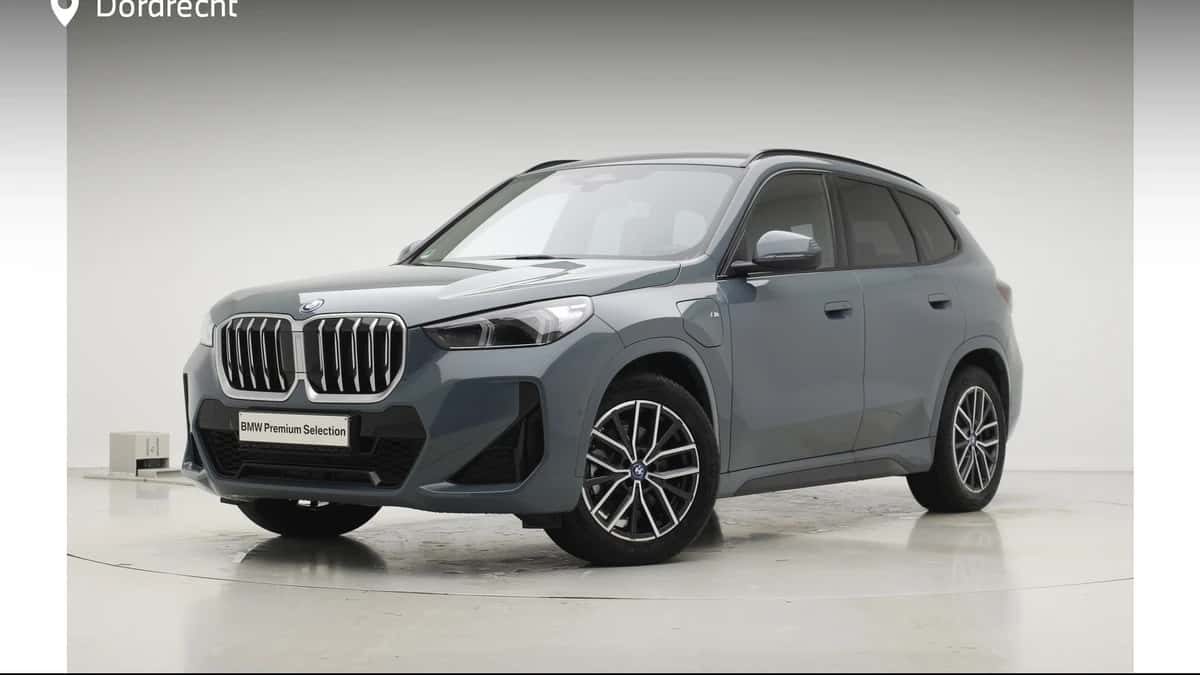 BMW X1 (2025) — foto 1