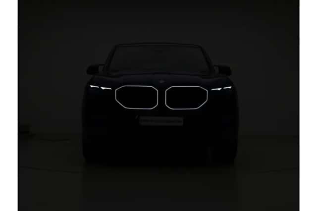 BMW XM (2025) thumbnail 5