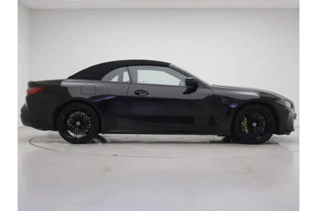 BMW M4 (2023) thumbnail 5