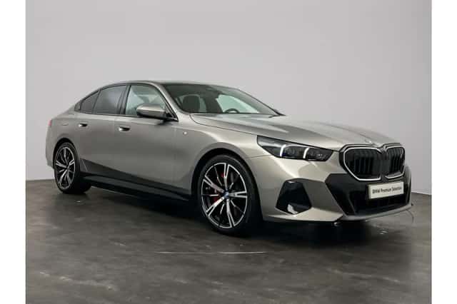 BMW i5 (2025) thumbnail 4