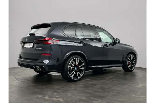 BMW X5 (2024) thumbnail 5
