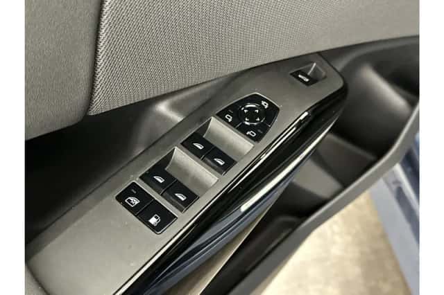 BMW X3 (2026) thumbnail 9