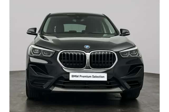 BMW X1 (2022) thumbnail 6