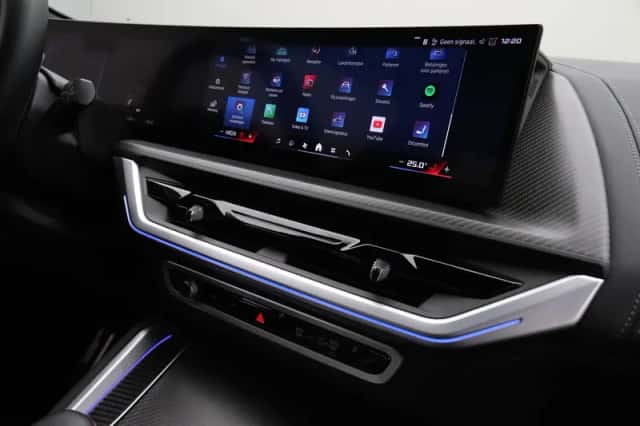 BMW XM (2025) thumbnail 24