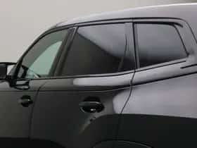 BMW XM (2025) thumbnail 4