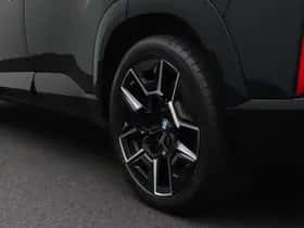 BMW XM (2025) thumbnail 6
