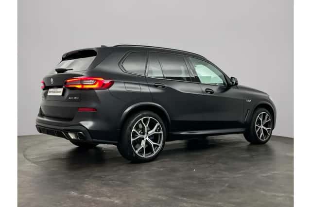 BMW X5 (2022) thumbnail 4