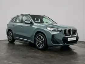 BMW X1 (2023) thumbnail 2