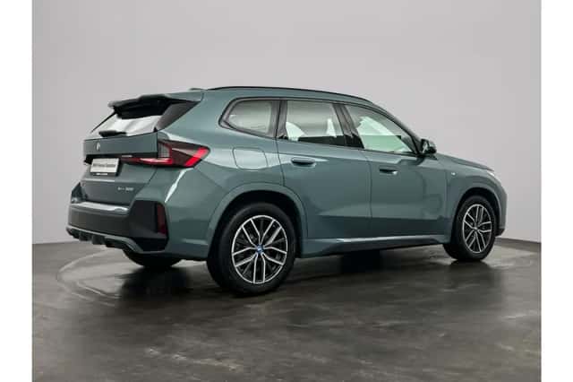 BMW X1 (2023) thumbnail 3