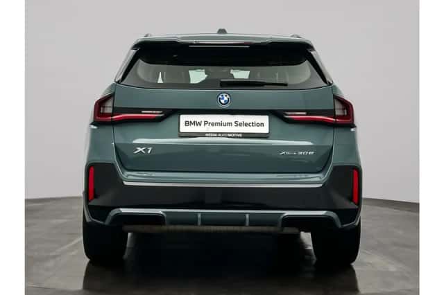 BMW X1 (2023) thumbnail 5