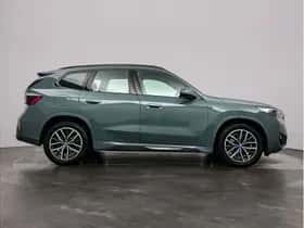 BMW X1 (2023) thumbnail 7