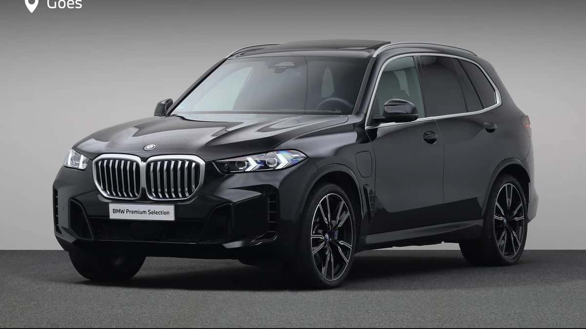 BMW X5 (2025) — foto 1