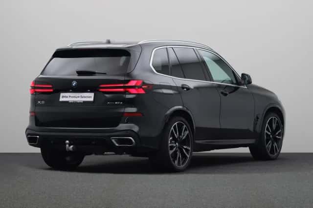 BMW X5 (2025) thumbnail 2