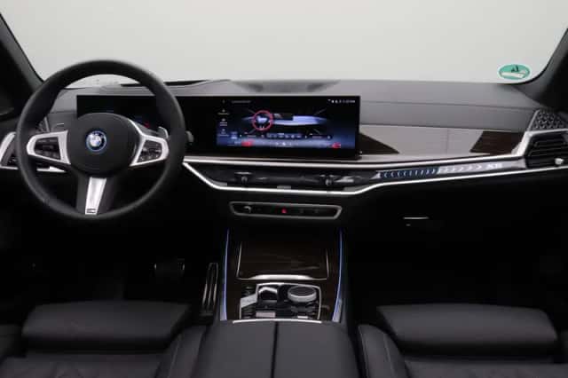 BMW X5 (2025) thumbnail 3