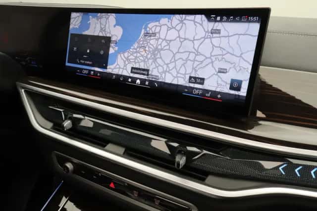 BMW X5 (2025) thumbnail 5