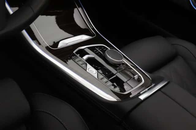 BMW X5 (2025) thumbnail 6