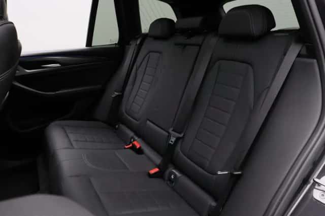 BMW X3 (2022) thumbnail 17