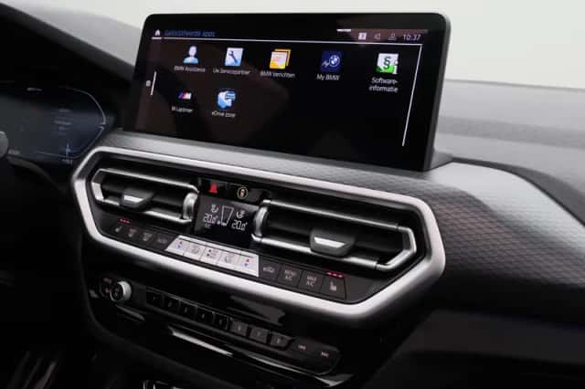 BMW X3 (2022) thumbnail 21