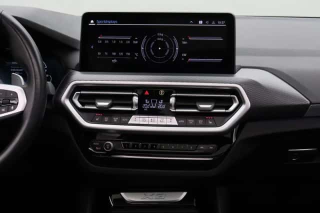 BMW X3 (2022) thumbnail 24