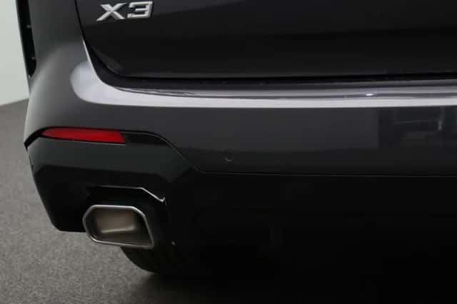 BMW X3 (2022) thumbnail 6