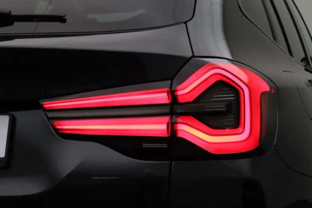 BMW X3 (2022) thumbnail 7