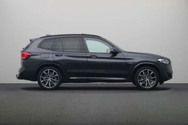 BMW X3 (2022) thumbnail 10