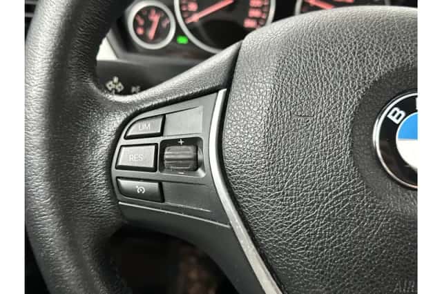 BMW 3-Serie (2017) thumbnail 19