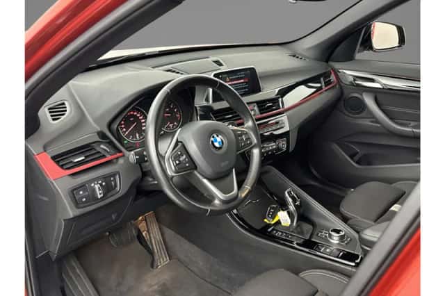 BMW X1 (2018) thumbnail 24