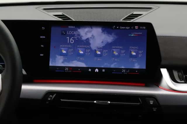 BMW X2 (2024) thumbnail 24