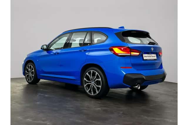 BMW X1 (2022) thumbnail 3