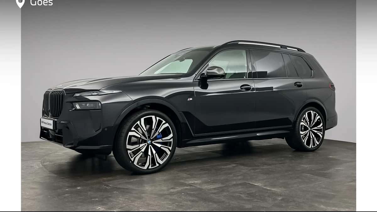 BMW X7 (2025) — foto 1