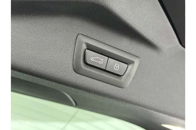 BMW X7 (2025) thumbnail 12