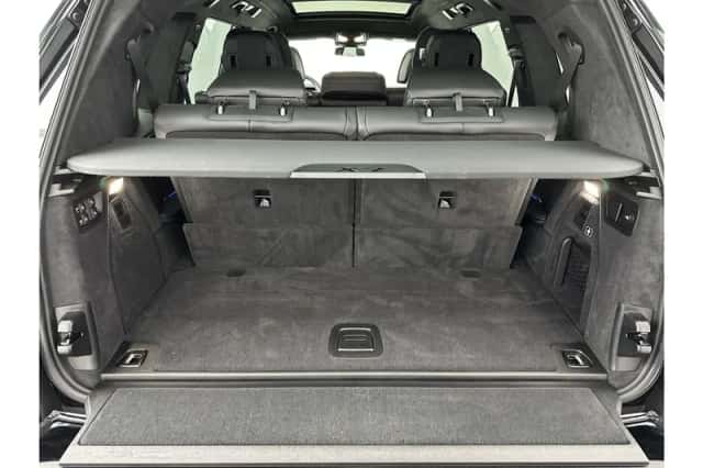 BMW X7 (2025) thumbnail 13