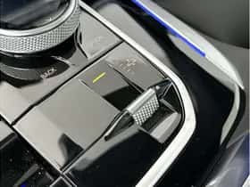 BMW X7 (2025) thumbnail 23