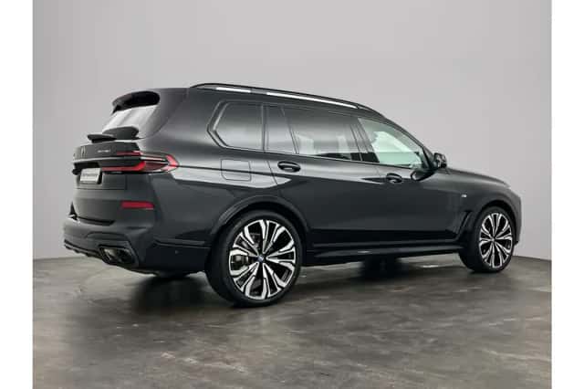 BMW X7 (2025) thumbnail 4