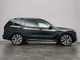 BMW X7 (2025) thumbnail 7