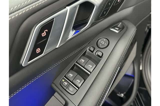 BMW X7 (2025) thumbnail 10