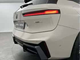 BMW iX (2025) thumbnail 22