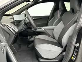 BMW iX (2025) thumbnail 23