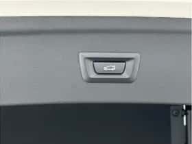 BMW iX (2025) thumbnail 25