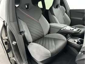 BMW iX (2025) thumbnail 31