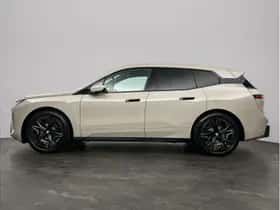 BMW iX (2025) thumbnail 8