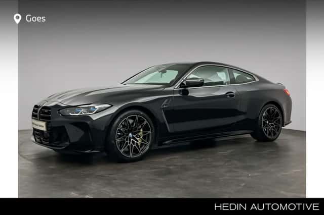 BMW M4 (2023) thumbnail 1