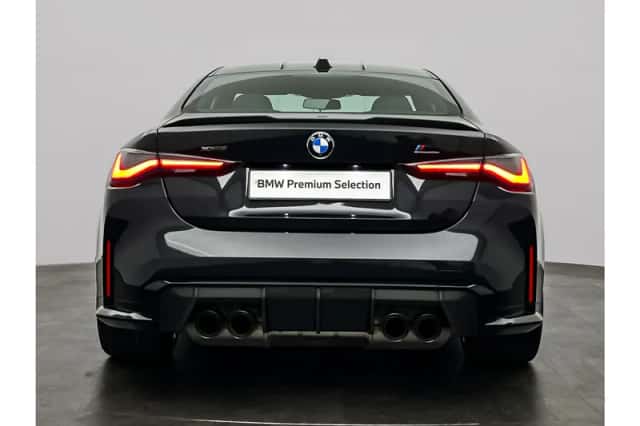 BMW M4 (2023) thumbnail 4