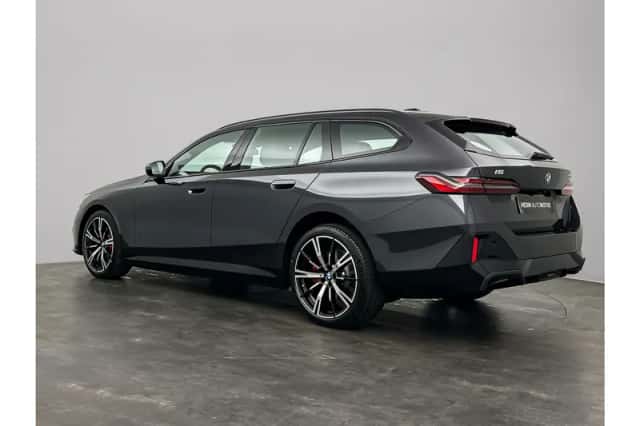 BMW i5 (2026) thumbnail 12