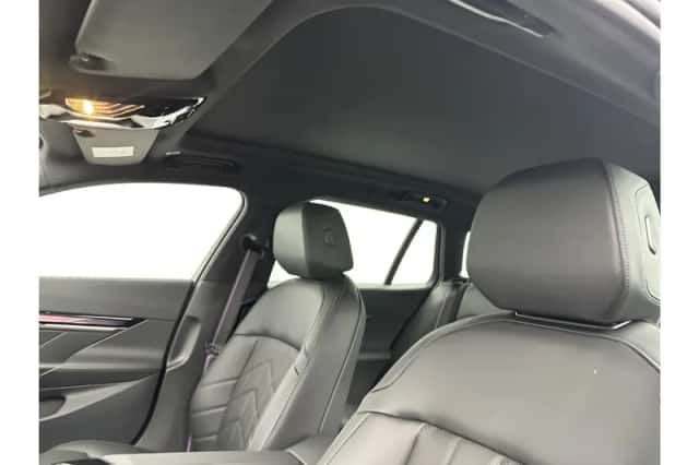 BMW i5 (2026) thumbnail 27