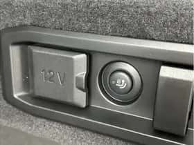 BMW i5 (2026) thumbnail 32