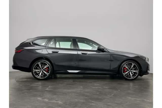 BMW i5 (2026) thumbnail 5