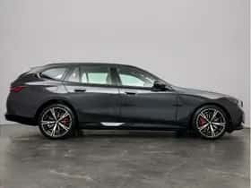 BMW i5 (2026) thumbnail 5
